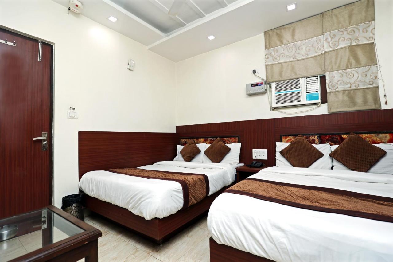 Hotel Toto International Dx 뉴델리 외부 사진